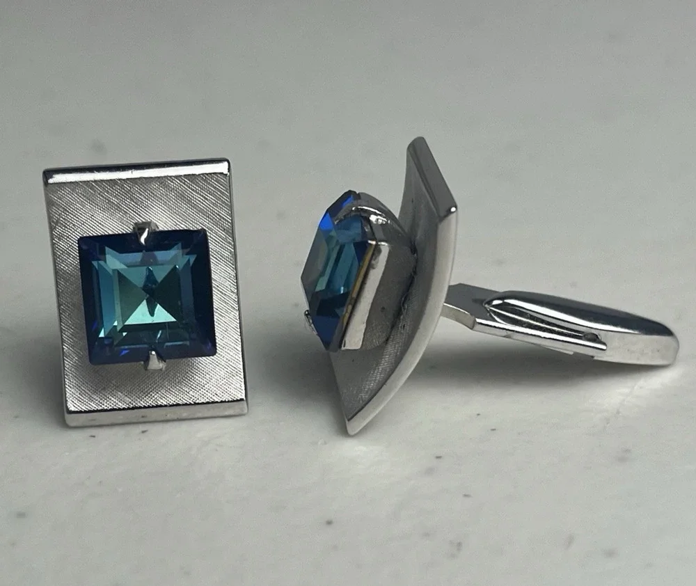 Swank Cufflinks Blue Topaz Crystal Art Glass Brushed Silver Tone MCM Retro 60s 7